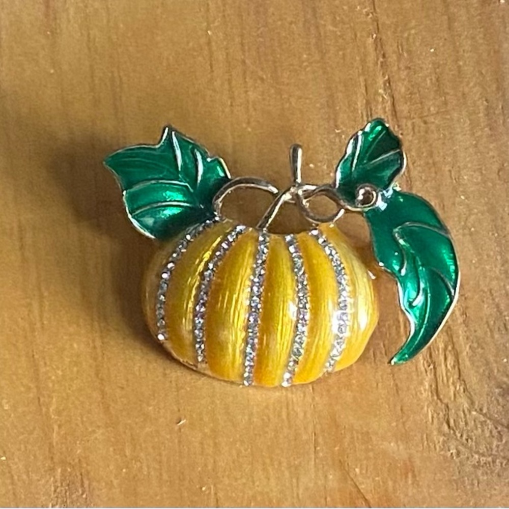 Free with purchase over $10- Pumpkin Brooch